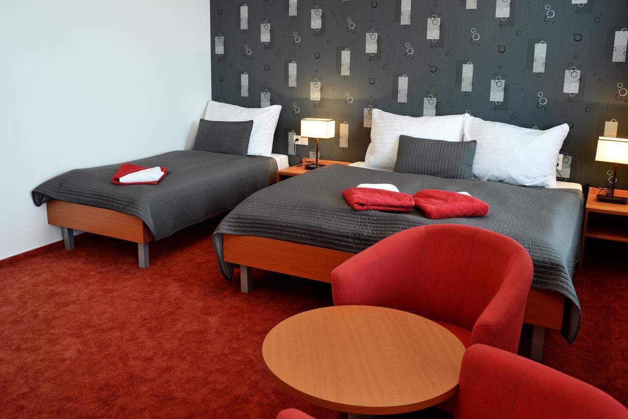Hotel Limba Ctt تفردوشين المظهر الخارجي الصورة